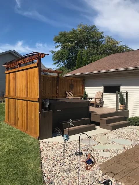 Appleton AZEK Deck Privacy Wall 2