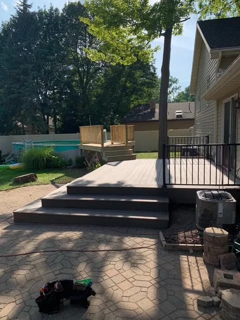 Menasha Hybrid Deck True