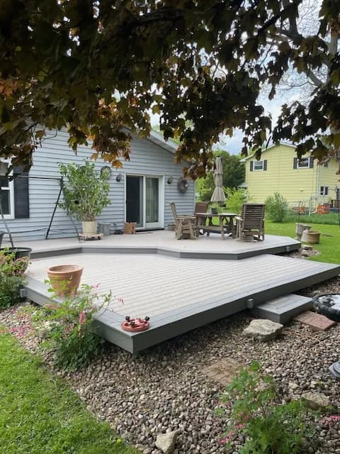 Neenah Multi-Level Low Deck