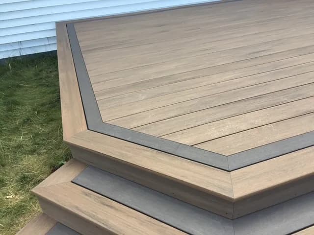Kimberly Picture Frame TimberTech Decking
