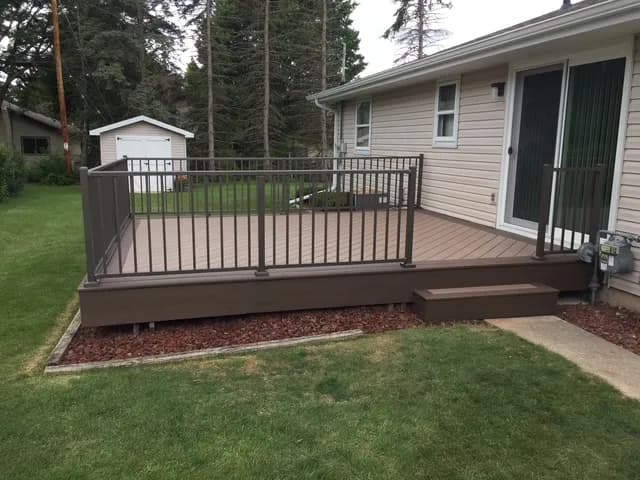 Appleton TimberTech Deck C10 Tuscany Railing
