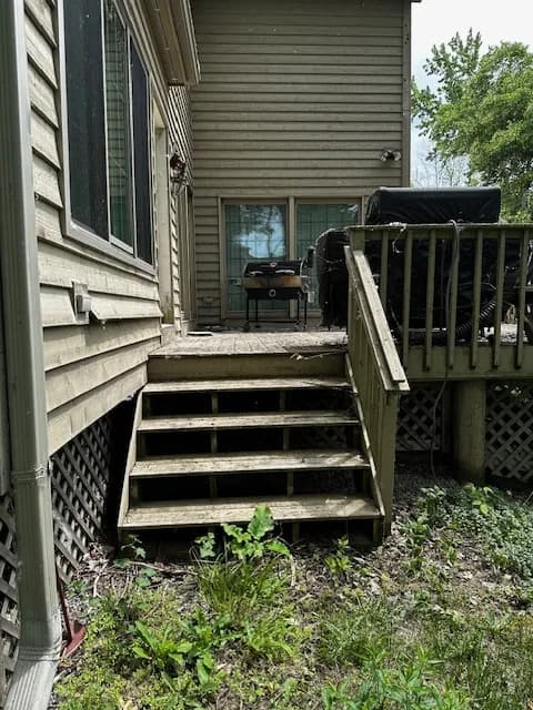 Oshkosh Project Before 2 Lake House