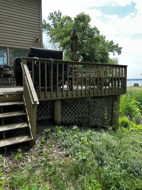Oshkosh Project Before Demo Lake House